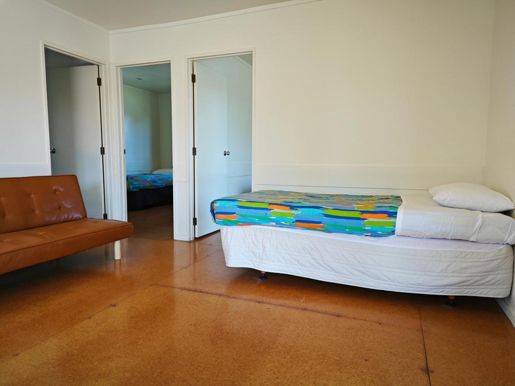 Accommodation At Te Puna Motel Tauranga Extérieur photo